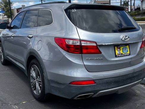 Used 2016 Hyundai Santa Fe SE w/ Option Group 02 FWD image 5
