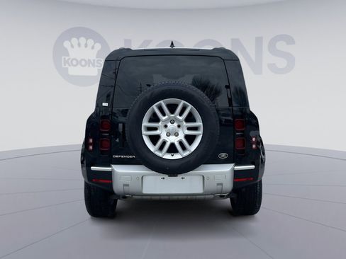 Used 2023 Land Rover Defender 110 S image 5
