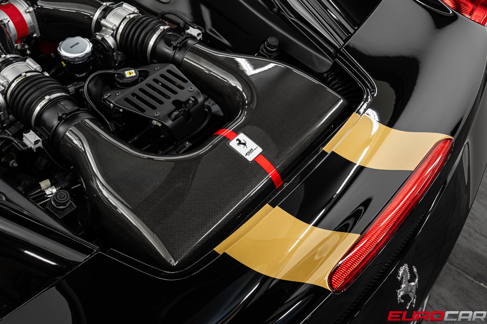 Used 2015 Ferrari 458 Speciale Coupe RWD image 22