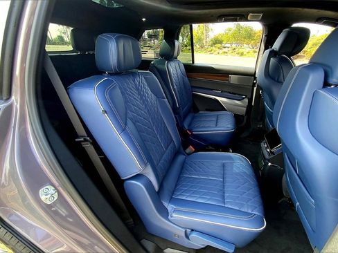 New 2026 Cadillac Vistiq Premium Luxury image 32