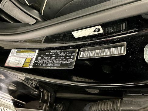 Used 2024 Kia Forte GT-Line w/ GT-Line Premium Package FWD image 18