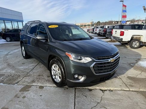 Used 2019 Chevrolet Traverse LT w/ LPO, Floor Liner Package image 7