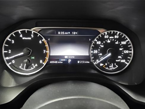 Used 2023 Nissan Rogue SV w/ SV Premium Package image 19