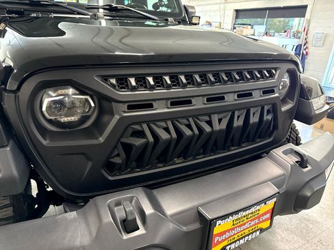 Used 2021 Jeep Gladiator Sport image 55