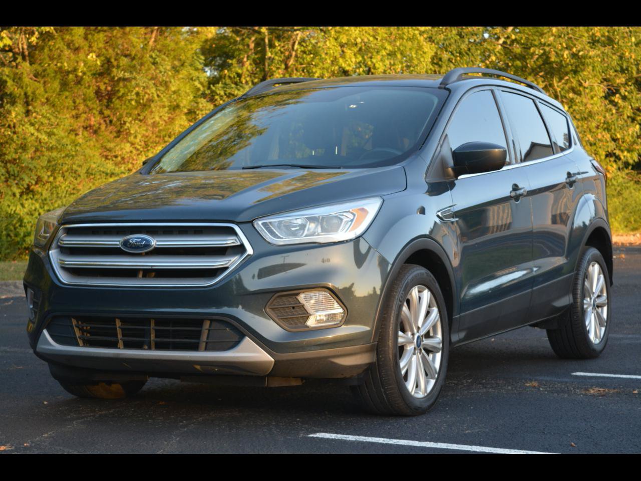 Used 2019 Ford Escape SEL FWD image 1