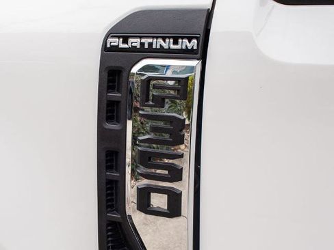 Certified 2024 Ford F350 Platinum image 10