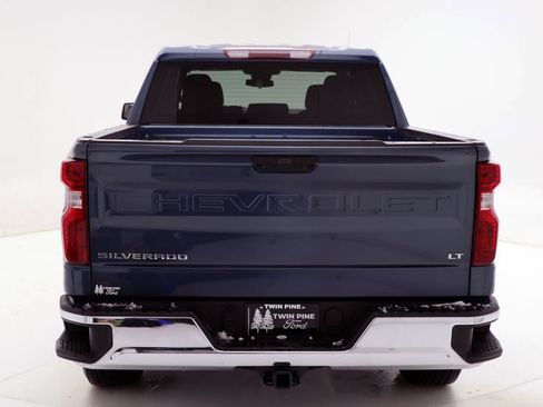 Used 2024 Chevrolet Silverado 1500 LT image 7