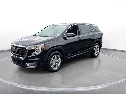 Used 2024 GMC Terrain SLE FWD image 4