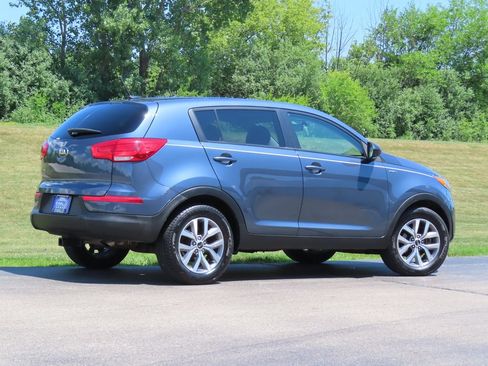 Used 2016 Kia Sportage LX AWD/4WD image 3