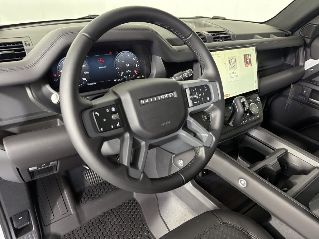 New 2026 Land Rover Defender 110 X-Dynamic SE AWD/4WD image 4