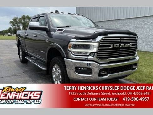 Used 2022 RAM 3500 Laramie w/ Chrome Appearance Group AWD/4WD image 1