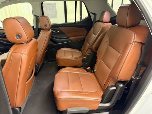Used 2020 Chevrolet Traverse High Country AWD/4WD image 18