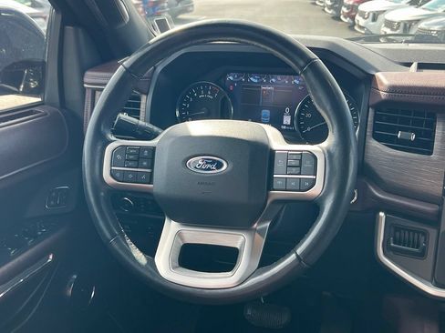 Used 2024 Ford Expedition Max Limited AWD/4WD image 16