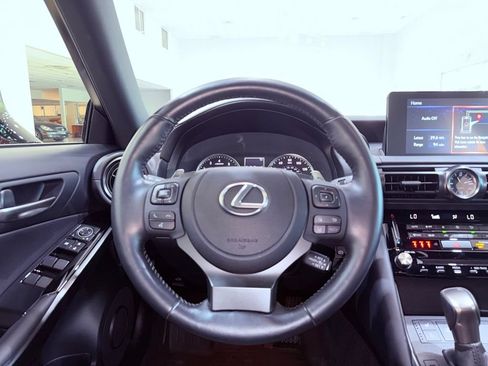 Used 2024 Lexus IS 300 w/ Comfort Package RWD image 17