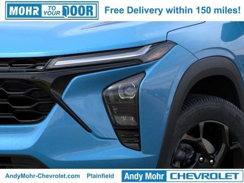 New 2026 Chevrolet Trax LT w/ Sunroof Package FWD image 13