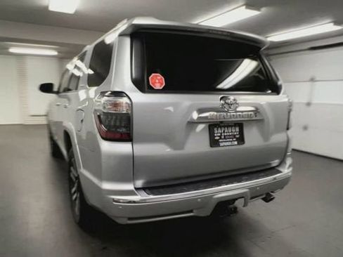 Used 2022 Toyota 4Runner Limited AWD/4WD image 7