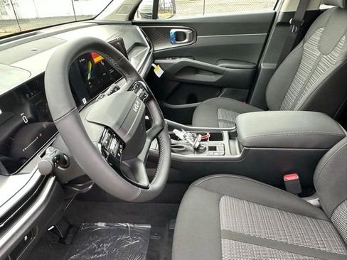 New 2026 Kia Sorento LX image 8