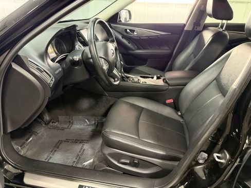 Used 2015 INFINITI Q50 Premium w/ Navigation Package AWD/4WD image 7
