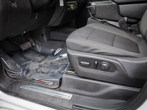 Used 2023 Chevrolet Silverado 2500 LT image 14