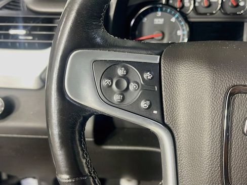 Used 2019 GMC Yukon XL SLT w/ Open Road Package RWD image 17