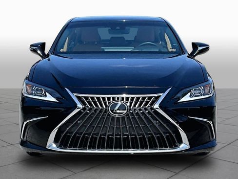 Used 2024 Lexus ES 350 w/ Technology Package FWD image 4