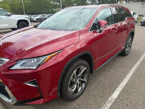 Used 2019 Lexus RX 450hL Luxury w/ Cold Area Package AWD/4WD image 3
