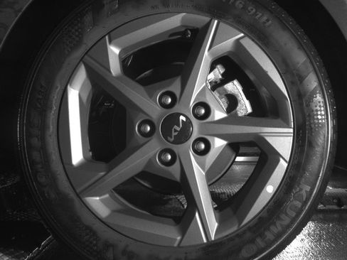 Used 2025 Kia K4 LXS image 14