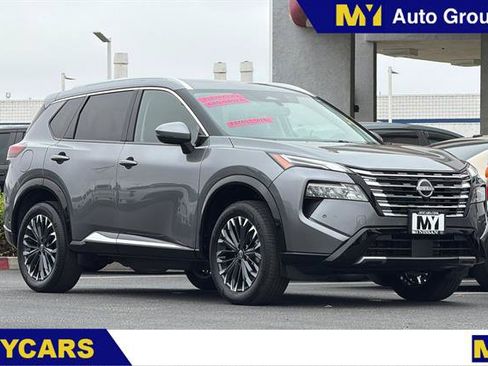 Used 2025 Nissan Rogue Platinum w/ Platinum Premium Package AWD/4WD image 1