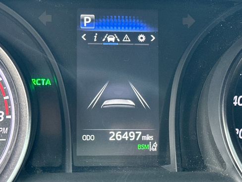 Used 2021 Toyota Camry SE image 20