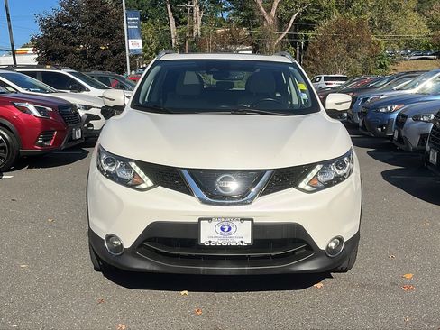 Used 2019 Nissan Rogue Sport SL w/ Premium Package image 3