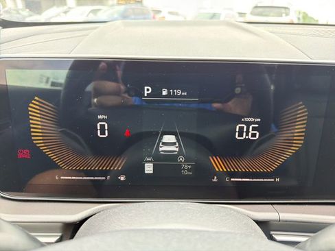 New 2026 Kia Sportage EX FWD image 11