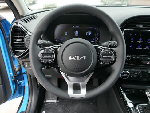 New 2025 Kia Soul S image 16