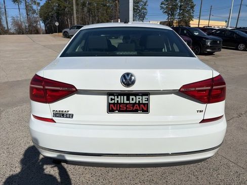 Used 2016 Volkswagen Passat 1.8T S image 7