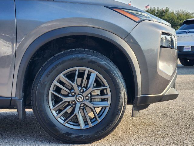 Used 2021 Nissan Rogue S FWD image 9