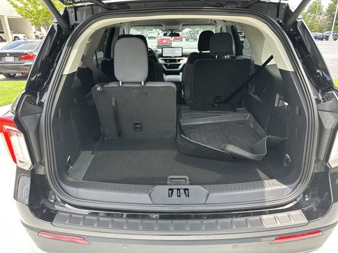 Used 2026 Ford Explorer Active RWD image 33