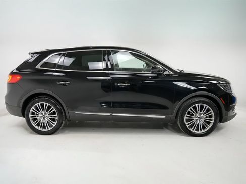 Used 2016 Lincoln MKX Reserve w/ Climate Package image 9