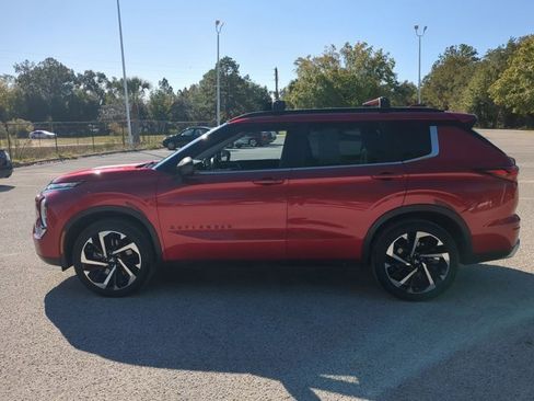 Used 2023 Mitsubishi Outlander SE image 7