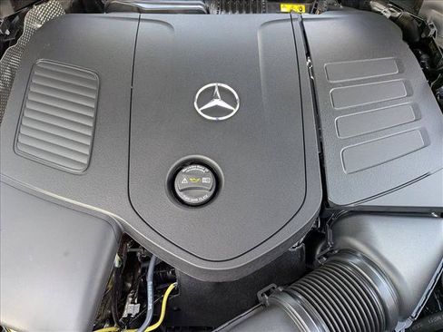 Used 2026 Mercedes-Benz GLC 300 image 16