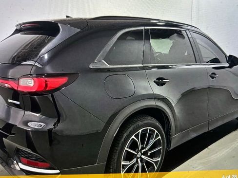 Used 2025 MAZDA CX-70 Plug-In Hybrid w/ Premium Pkg image 2