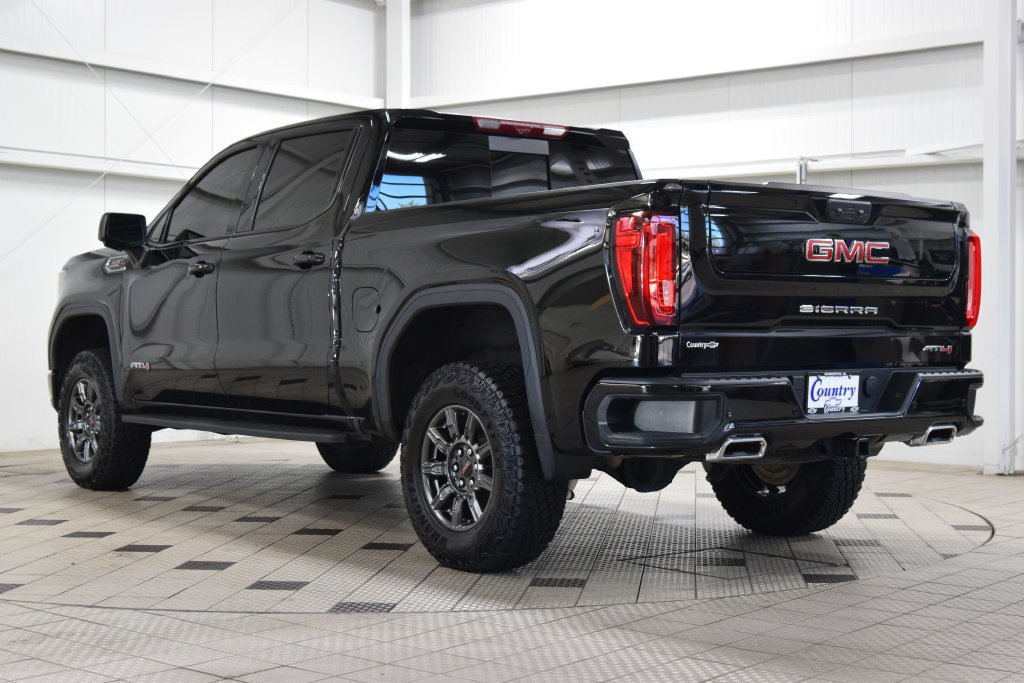 Used 2025 GMC Sierra 1500 AT4 w/ AT4 Premium Package AWD/4WD image 5