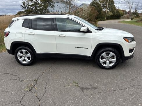 Certified 2021 Jeep Compass Latitude image 10
