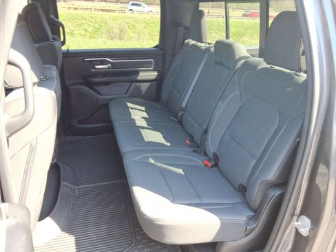 Used 2022 RAM 1500 Big Horn AWD/4WD image 30