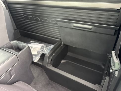 Used 2025 Toyota Tacoma SR w/ Towing Package image 23