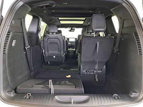 New 2026 Chrysler Pacifica Limited image 26