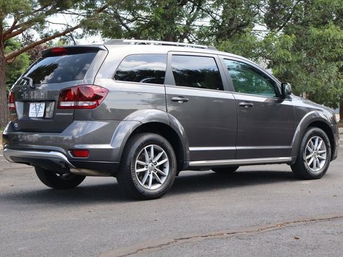 Used 2018 Dodge Journey Crossroad FWD image 5