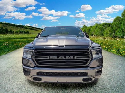 Used 2023 RAM 1500 Laramie AWD/4WD image 2
