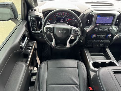 Used 2021 Chevrolet Silverado 1500 RST w/ Z71 Off-Road Package AWD/4WD image 14