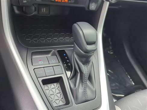 Certified 2025 Toyota RAV4 XLE w/ Convenience Package FWD image 23