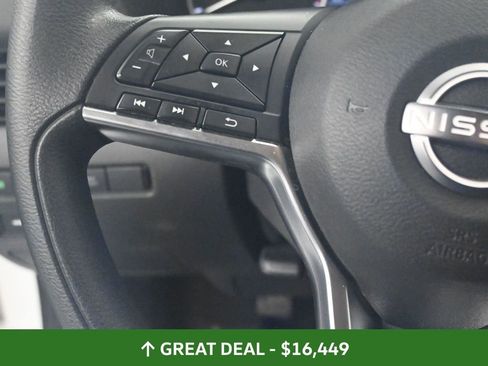 Used 2024 Nissan Sentra SV image 38