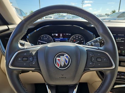 Used 2022 Buick Envision Avenir w/ Technology Package II AWD/4WD image 20